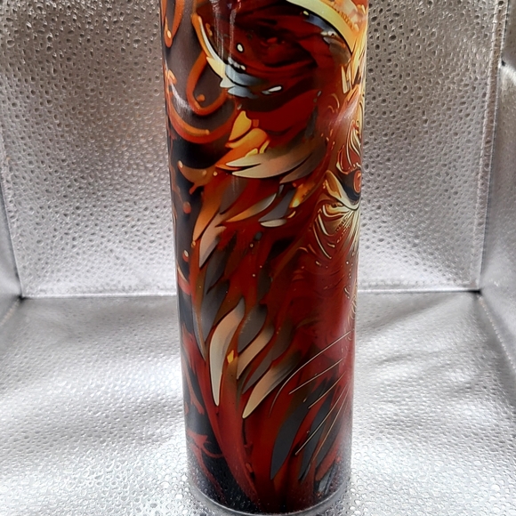 Lion 20 oz tumbler - Picture 3 of 3